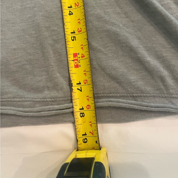 Johnny Was Light Gray Embroidered Floral Blouse - Picture 10 of 10